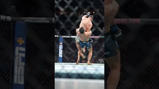 Suplex City at #UFC318! Francisco Prado with the huge slam